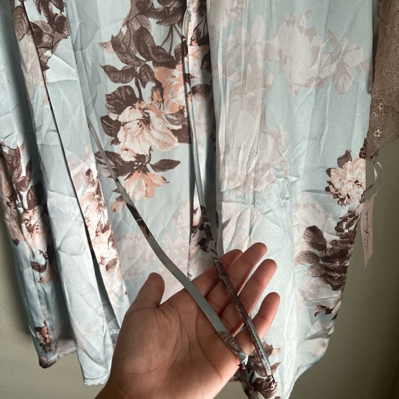 Linea Donatella kimono robe - Picture 7 of 7